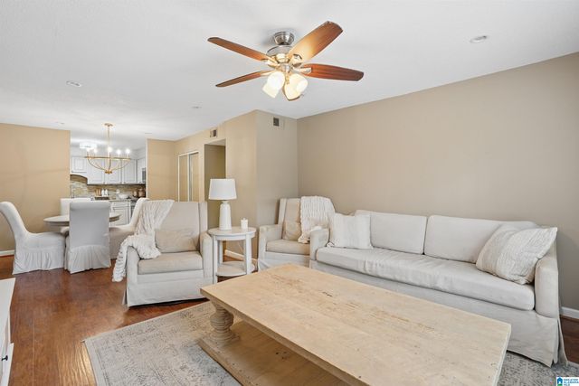 2827 Georgetown Dr Apt H, Hoover, AL 35216