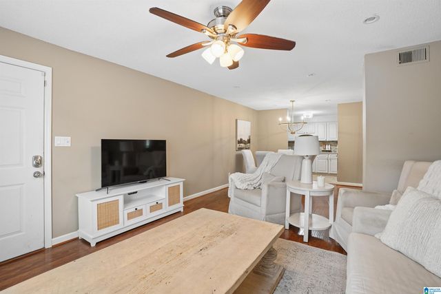 2827 Georgetown Dr Apt H, Hoover, AL 35216