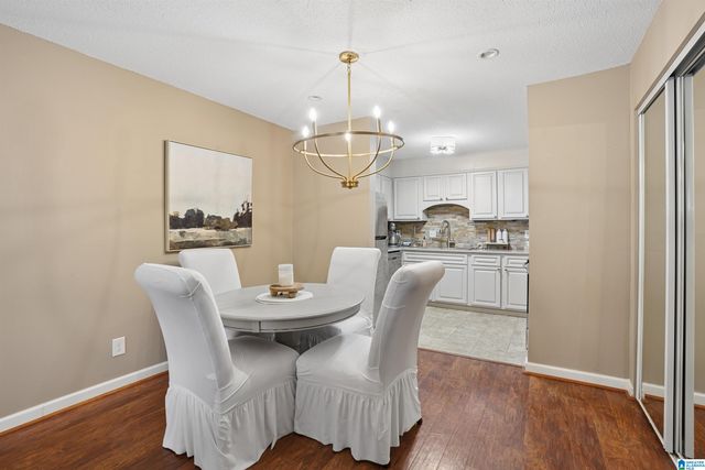 2827 Georgetown Dr Apt H, Hoover, AL 35216