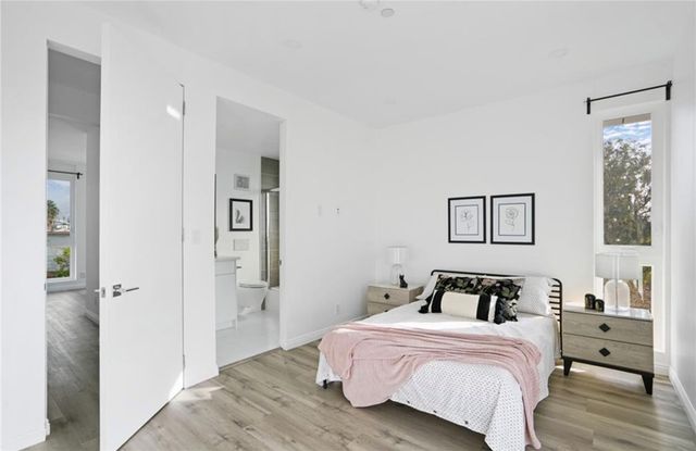 839 N Kingsley, Hollywood, CA 90029