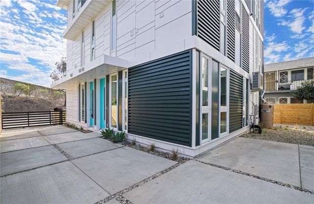 839 N Kingsley, Hollywood, CA 90029