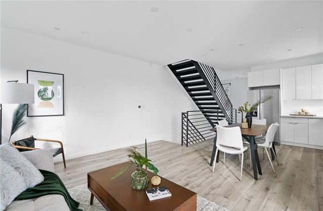 839 N Kingsley, Hollywood, CA 90029