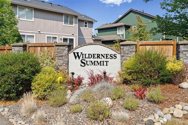 23633 SE 267th Place, Maple Valley, WA 98032