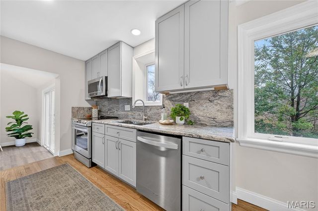 9316 Sappington Road, St Louis, MO 63126