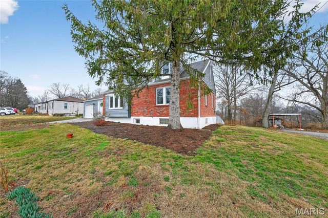 9316 Sappington Road, St Louis, MO 63126