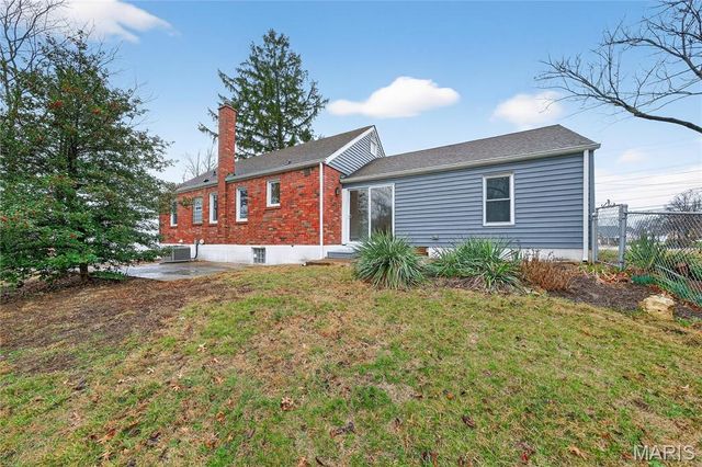 9316 Sappington Road, St Louis, MO 63126