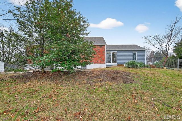 9316 Sappington Road, St Louis, MO 63126