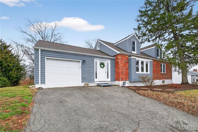 9316 Sappington Road, St Louis, MO 63126