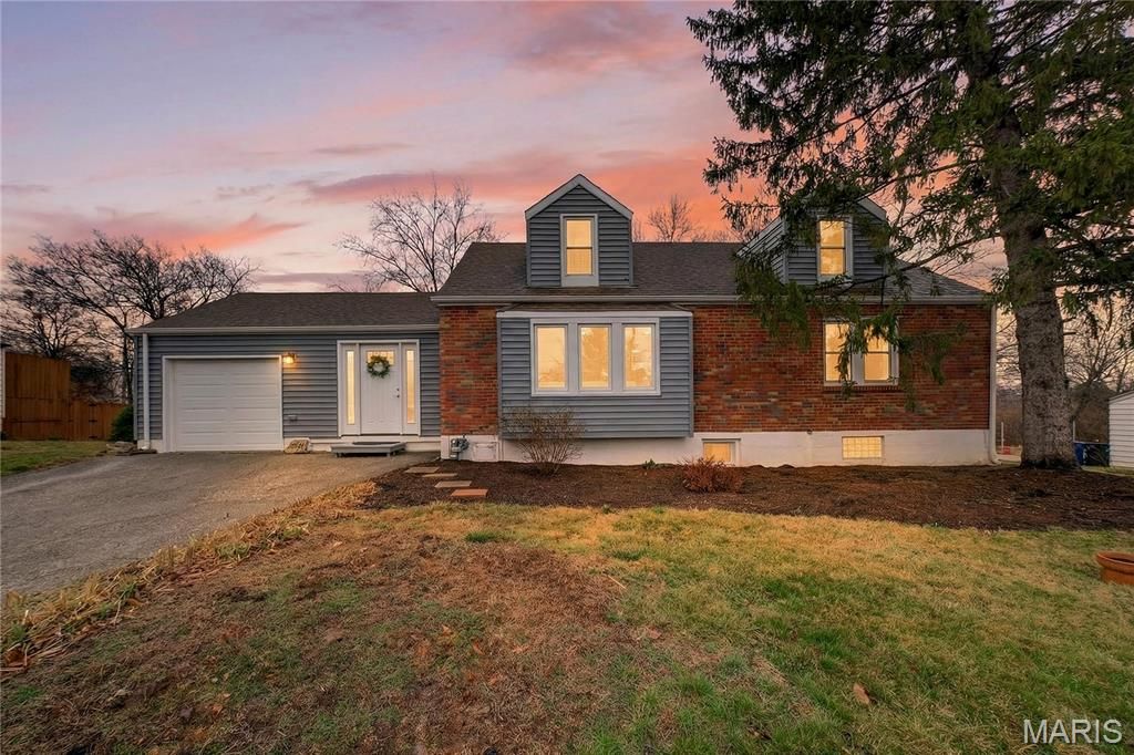 9316 Sappington Road, St Louis, MO 63126