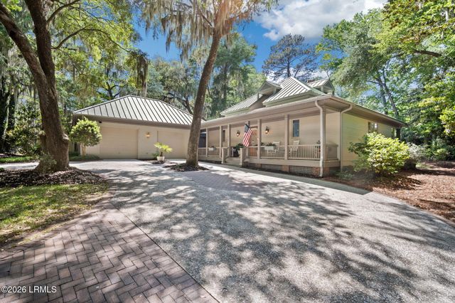 614 Island Circle, St. Helena Island, SC 29920