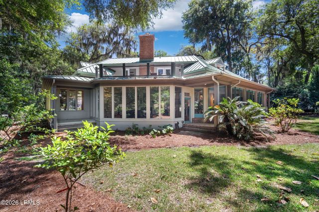 614 Island Circle, St. Helena Island, SC 29920
