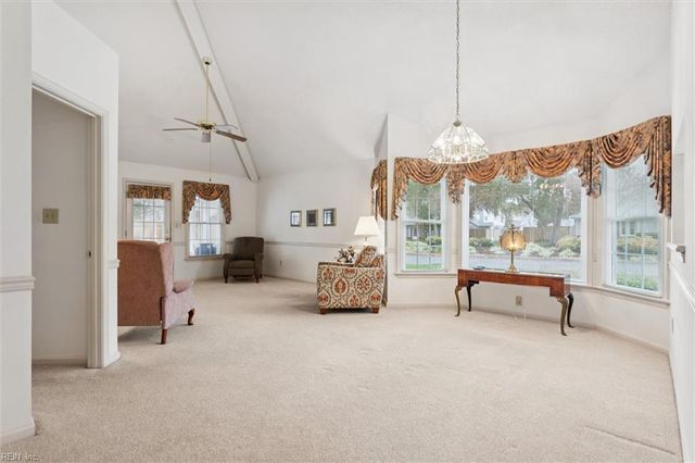 100 Thornrose DR, Yorktown, VA 23692