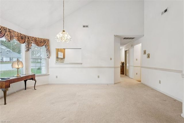 100 Thornrose DR, Yorktown, VA 23692