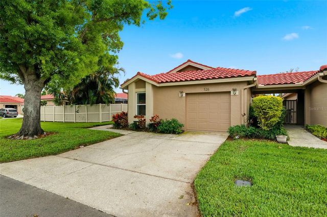 526 ST TROPEZ CIRCLE NE, St Petersburg, FL 33703