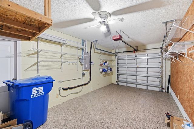 526 ST TROPEZ CIRCLE NE, St Petersburg, FL 33703