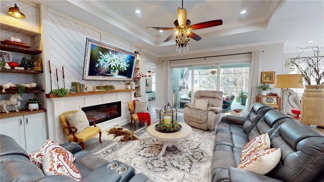 4801 MAJESTIC HILLS LOOP, Brooksville, FL 34601