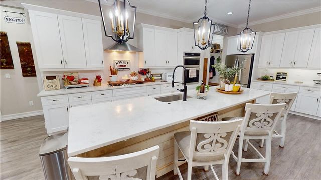 4801 MAJESTIC HILLS LOOP, Brooksville, FL 34601