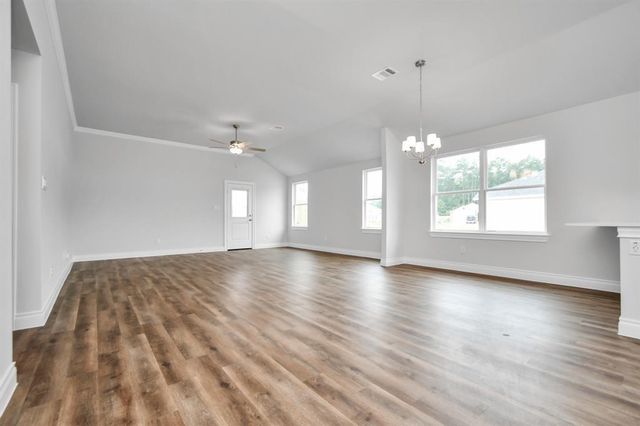 10135 Cabo Del Sol Drive, Cleveland, TX 77327