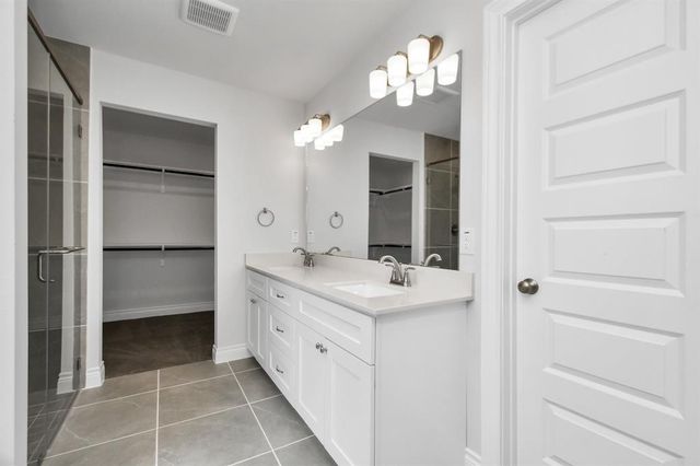 10135 Cabo Del Sol Drive, Cleveland, TX 77327