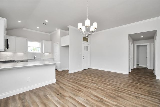 10135 Cabo Del Sol Drive, Cleveland, TX 77327