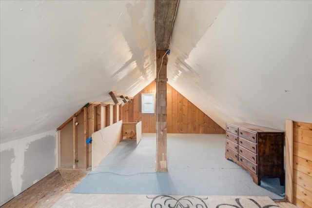 2233 VT Route 232, Marshfield, VT 05658