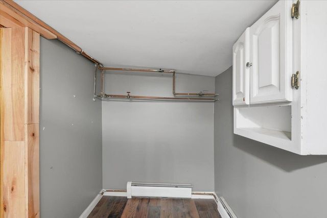 2233 VT Route 232, Marshfield, VT 05658