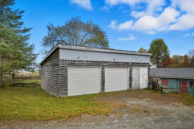 2233 VT Route 232, Marshfield, VT 05658