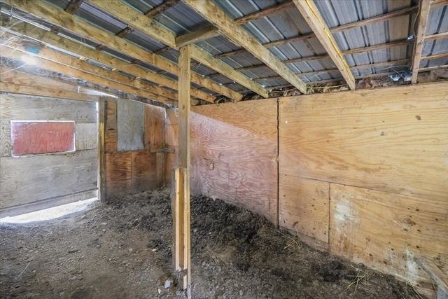 2233 VT Route 232, Marshfield, VT 05658