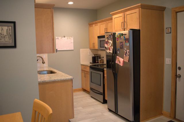 615 Taylor Street NE, Minneapolis, MN 55413