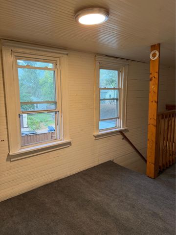 615 Taylor Street NE, Minneapolis, MN 55413