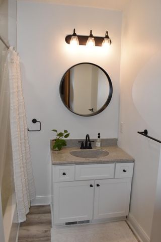 615 Taylor Street NE, Minneapolis, MN 55413