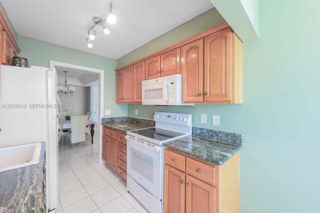 3590 S Ocean Blvd 707, South Palm Beach, FL 33480