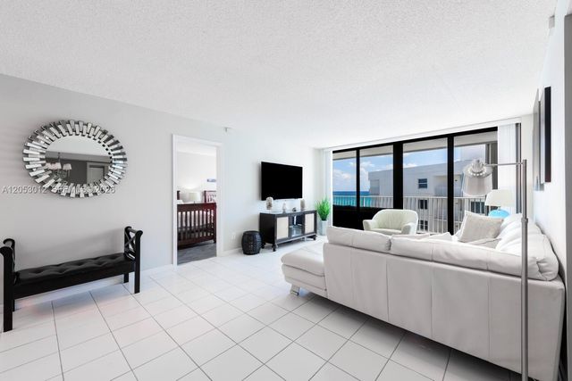 3590 S Ocean Blvd 707, South Palm Beach, FL 33480