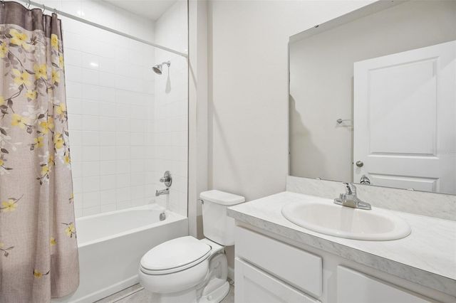 277 FIDDLEWOOD COURT, Davenport, FL 33837