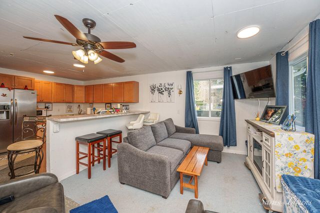 7524 Cherry Avenue, Georgetown Twp, MI 49428