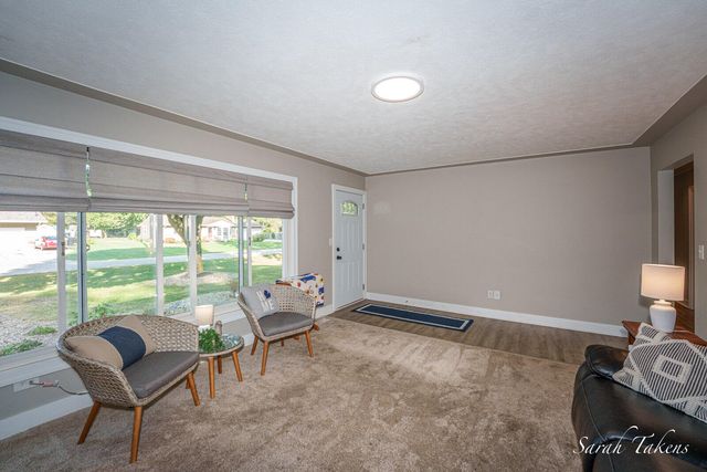 7524 Cherry Avenue, Georgetown Twp, MI 49428
