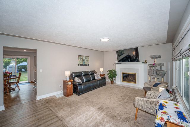 7524 Cherry Avenue, Georgetown Twp, MI 49428