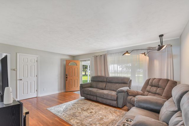 1448 Rohr Road, Lockbourne, OH 43137