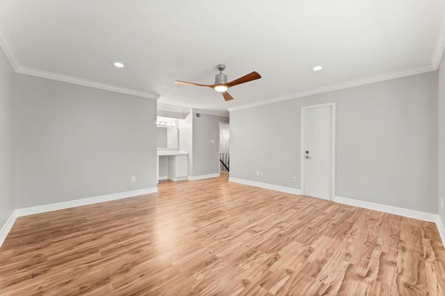 13346 Trail Hollow Drive 3346, Houston, TX 77079