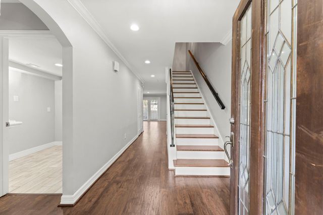 13346 Trail Hollow Drive 3346, Houston, TX 77079