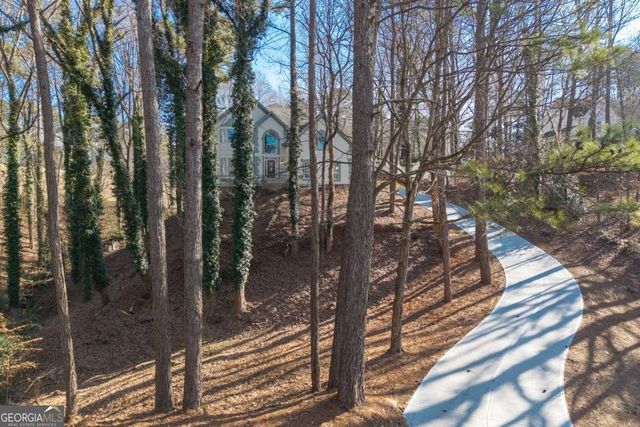 9570 Huntcliff Trace, Sandy Springs, GA 30350