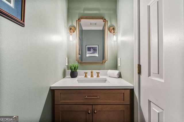 9570 Huntcliff Trace, Sandy Springs, GA 30350