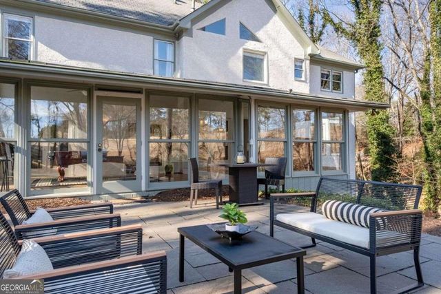 9570 Huntcliff Trace, Sandy Springs, GA 30350