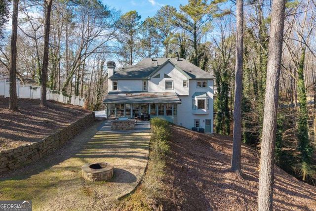 9570 Huntcliff Trace, Sandy Springs, GA 30350