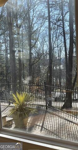 9570 Huntcliff Trace, Sandy Springs, GA 30350