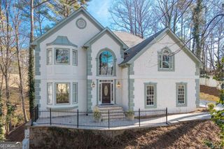 9570 Huntcliff Trace, Sandy Springs, GA 30350