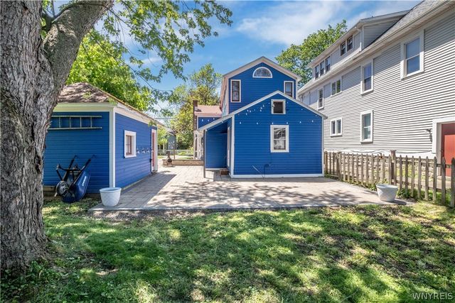 33 North Ellicott Street, Amherst, NY 14221