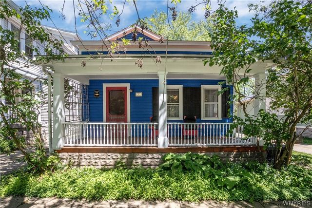 33 North Ellicott Street, Amherst, NY 14221