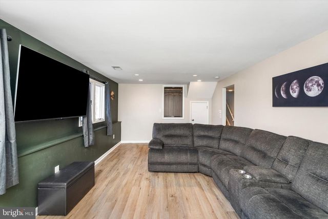 90 HEMPSTEAD RD, Hamilton, NJ 08610