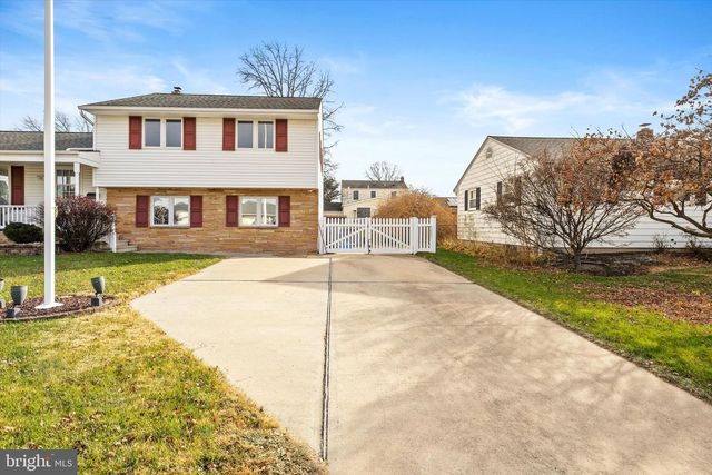 90 HEMPSTEAD RD, Hamilton, NJ 08610